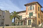 Immaculate 2 bedroom Apartment for sale with panoramic view in Alassio, Liguria