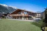 Immaculate 5 bedroom Chalet for sale in Chamonix, Auvergne Rhone Alpes