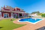 Authentic 5 bedroom Villa for sale in Quarteira, Algarve