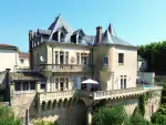 Riverside 5 bedroom Chateau for sale with lake or river view in Lalinde, Nouvelle Aquitaine