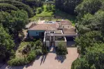 Modern 4 bedroom House for sale with panoramic and countryside views in Gassin, Provence Alpes Cote d'Azur