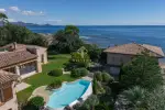 Beachfront 5 bedroom House for sale with sea view in Saint Aygulf, Provence Alpes Cote d'Azur