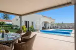 Beautiful 5 bedroom Villa for sale with sea view in Guia, Algarve