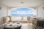 Beachfront 1 bedroom Apartment for sale with sea view in Dover, Christ Church