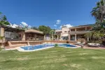 Beachfront 8 bedroom Villa for sale with sea view in San Pedro de Alcantara, Andalucia