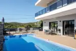 Stunning 4 bedroom Villa for sale with panoramic and countryside views in Mexilhoeira Grande, Algarve
