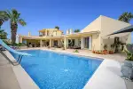 Beautiful 4 bedroom Villa for sale in Bensafrim, Algarve