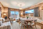 Pied a terre 2 bedroom Apartment for sale in Courchevel, Auvergne Rhone Alpes