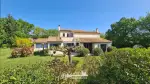 Immaculate 5 bedroom Villa for sale with countryside view in Uzes, Occitanie