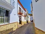 Renovated 5 bedroom House for sale in Vinuela, Andalucia