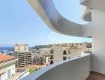 Immaculate 1 bedroom Apartment for sale with sea view in La Condamine, Port and Exotic Gardens