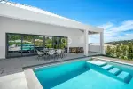 Spacious 4 bedroom Villa for sale with sea view in Loule, Algarve
