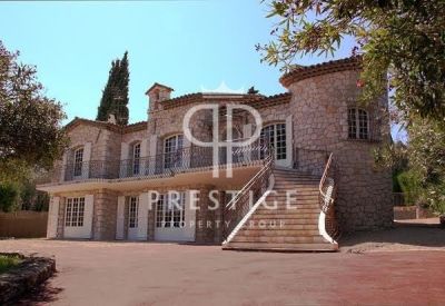 4 bedroom Villa for sale with sea view in Mougins, Cote d'Azur French Riviera