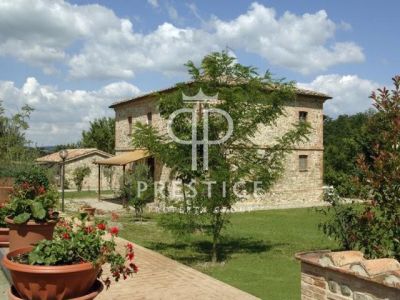 9 bedroom Commercial Property for sale with countryside view in Citta della Pieve, Umbria