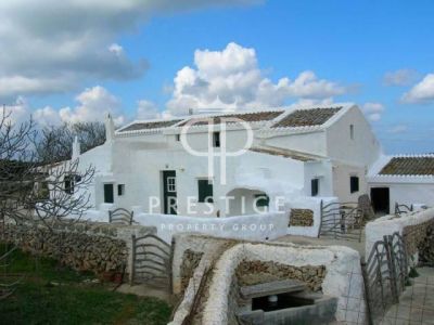 6 bedroom Farmhouse for sale with countryside view in Mahon, Menorca