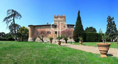 10 bedroom Castle for sale with countryside and panoramic views in Sesto Fiorentino, Tuscany