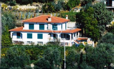 5 bedroom Villa for sale with sea and panoramic views in Ventimiglia, Liguria