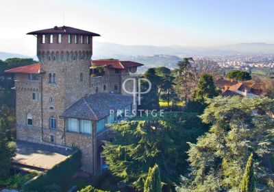 4 bedroom Penthouse for sale with panoramic view in Bellosguardo, Florence, Tuscany