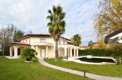 8 bedroom Villa for sale in Forte dei Marmi, Tuscany