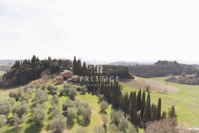 20 bedroom Manor House for sale with countryside view in Montalcino, Tuscany