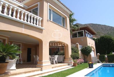 3 bedroom Villa for sale with sea view in Mijas, Andalucia