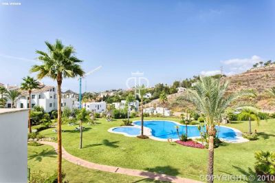 3 bedroom Penthouse for sale in Benahavis, Andalucia