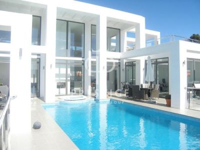 6 bedroom Villa for sale with sea and panoramic views in Mijas, Andalucia