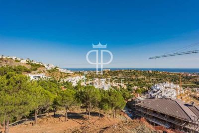 Plot of land for sale with sea and panoramic views in Benahavis, Andalucia