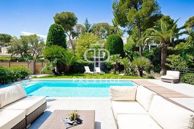 4 bedroom Villa for sale with countryside view in Roquebrune Cap Martin, Cote d'Azur French Riviera