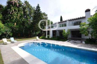 4 bedroom Villa for sale with panoramic view in Marbella, Andalucia