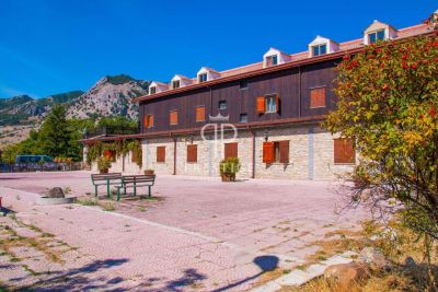 47 bedroom Hotel for sale in Petralia Sottana, Sicily