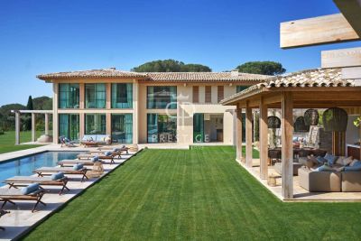 Immaculate 11 bedroom Villa for sale with sea view in La Croix Valmer, Cote d'Azur French Riviera