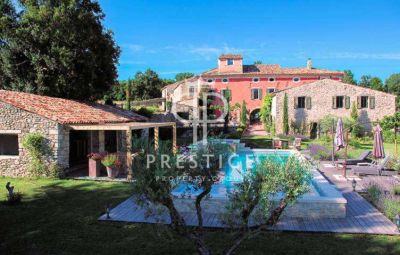 Grand 13 bedroom Farmhouse for sale with countryside view in Cereste, Cote d'Azur French Riviera