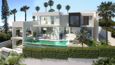 4 bedroom Villa for sale with sea view in Nueva Andalucia, Andalucia