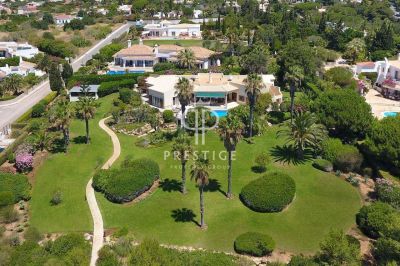 4 bedroom Villa for sale with sea view in Victory Village Club, Carvoeiro, Algarve