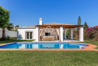 5 bedroom Villa for sale with panoramic view in El Madronal, Benahavis, Andalucia