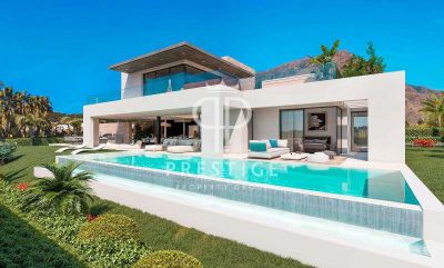 4 bedroom Villa for sale with sea and panoramic views in Valle Romano, Estepona, Andalucia