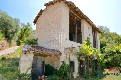 Project 4 bedroom Farmhouse for sale in Crero, Torri del Benaco, Veneto