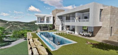 6 bedroom Villa for sale with sea view in Benahavis, Andalucia