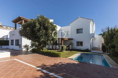 4 bedroom Villa for sale in La Pera, Andalucia