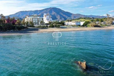 2 bedroom Apartment for sale with sea and panoramic views in Estepona, Andalucia