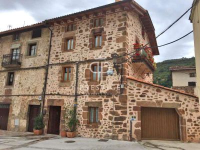 Character 3 bedroom House for sale in Ezcaray, La Rioja