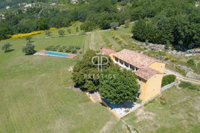 Luxury 6 bedroom Villa for sale with panoramic view in Seillans, Cote d