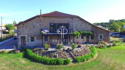 5 bedroom House for sale with countryside and panoramic views in Confolens, Poitou-Charentes