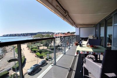 2 bedroom Apartment for sale with sea and panoramic views in Cap d'Antibes, Cote d'Azur French Riviera