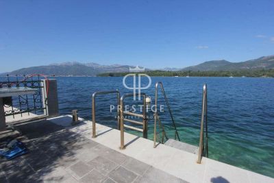 5 bedroom House for sale with sea view in Bogisici, Tivat, Coastal Montenegro