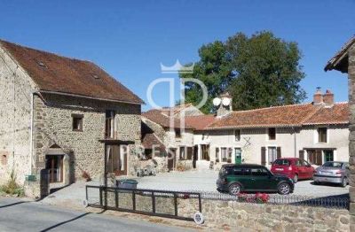 Character 15 bedroom House for sale with countryside view in Magnac Laval, Limousin