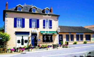 Spacious 7 bedroom Restaurant for sale with countryside view in Champsac, Limousin