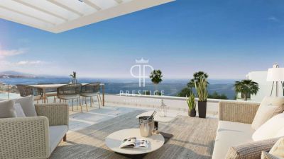 3 bedroom Apartment for sale with sea and panoramic views in Estepona, Andalucia