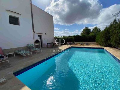 Quiet 4 bedroom Villa for sale with countryside view in San Lorenzo des Cardassar, Mallorca